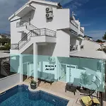 Apartment Sirenis